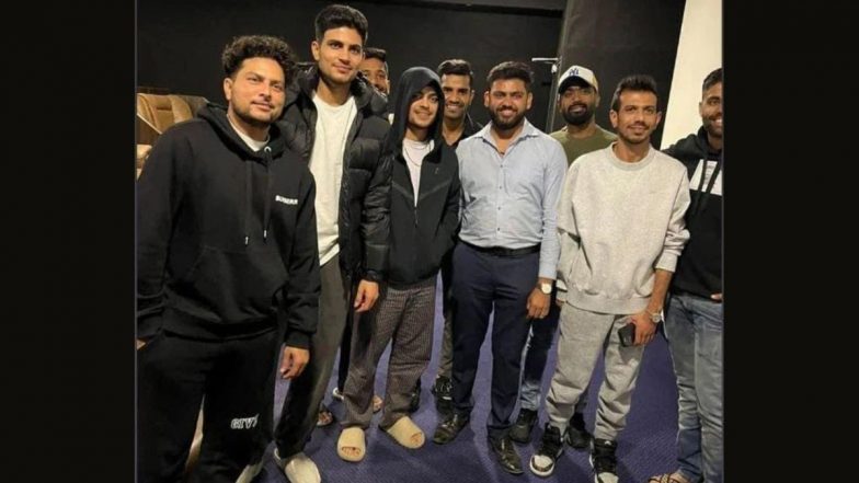 Shubman Gill, Kuldeep Yadav and Other Indian Cricket Team Members Watch Shah Rukh Khan's 'Pathaan' in Ahmedabad Ahead of IND vs NZ 3rd T20I 2023