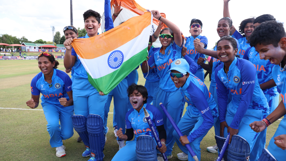 India U19 Womens T20 World Cup 2023 Title-Winning Moment Video Watch Indian Players Jubilant Celebrations After Beating England to Win Maiden ICC Trophy LatestLY