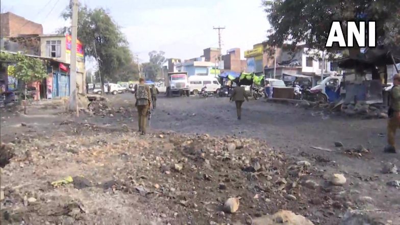 Jammu and Kashmir Twin Blasts: Six Injured in Two Explosions in Narwal Area (Watch Video)