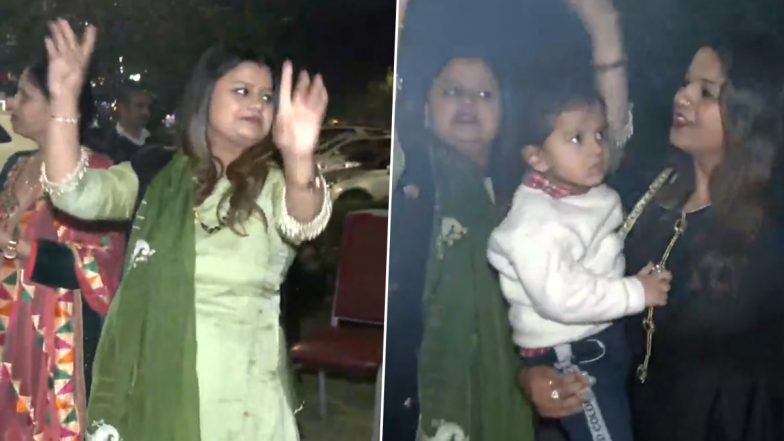 Lohri 2023: People Sing, Dance and Celebrate Harvest Festival in Chandigarh (Watch Video)