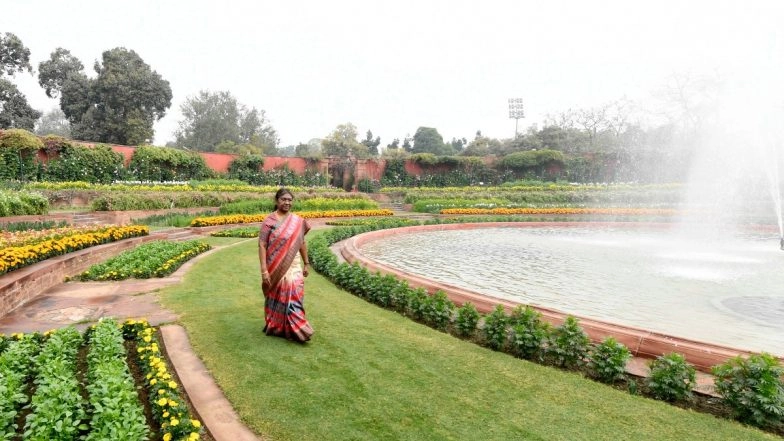 President Droupadi Murmu Inaugurates 'Udyan Utsav 2023'; 'Amrit Udyan' to Open for Public From January 31 (See Pics)