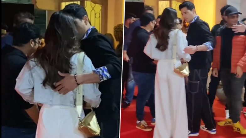 Mission Majnu Screening: Video of Sidharth Malhotra Hugging Kiara Advani Goes Viral – WATCH