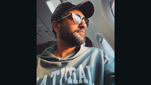 Sam Bahadur: Vicky Kaushal Resumes Shooting, Drops Dashing Selfie as He Touches Down City No 10 (View Pic)