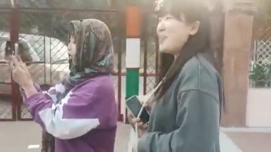 Uttar Pradesh: Korean Girls Accused of Religious Conversion, Chaudhary Charan Singh University Students Create Ruckus, Raise ‘Jai Shree Ram’ Slogans (Watch Video)