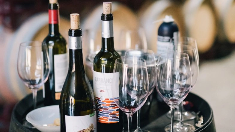 Dry Day Today on January 30 for Mahatma Gandhi Punyatithi 2023: Alcohol Will Not Be Available for Sale in Liquor Shops, Pubs, Bars and Hotels on Martyrs' Day