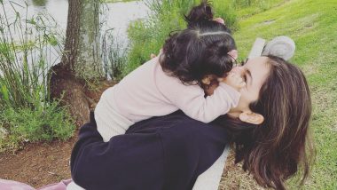 Anushka Sharma Shares a Happy Picture Taking Daughter Vamika in Her Arms With Heartfelt Caption (View Post)