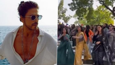 Shah Rukh Khan In Awe of DU Professors as They Dance on 'Jhoome Jo Pathaan' Song, Calls Them 'Educational Rockstars' (Watch Video)