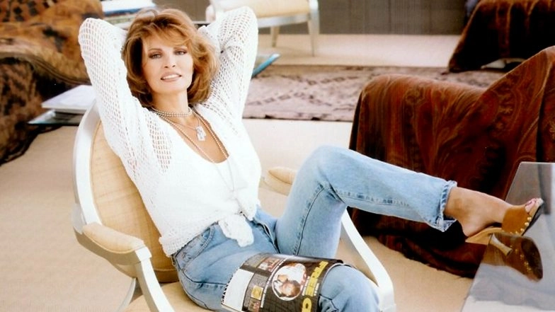 Raquel Welch Dies at 82; Actress Was Best Known for Fantastic Voyage and Gained Stardom for Being ’60s Sex Symbol