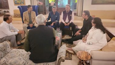 'Champions Reunited', Ravi Shastri Shares Frame Of 1983 World Cup Winning Indian Cricket Team Members As They Have A Get Together in Kapil Dev's House