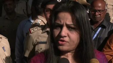 IAS vs IPS Fight: I Too Have a Photo of IPS Officer Roopa Moudgil, Says RTI Activist Gangaraju