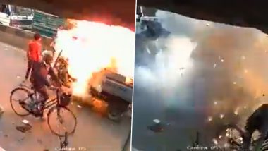 Viral Video: E-Rickshaw Full of Firecrackers Catches Fire During Jagannath Yatra in Greater Noida