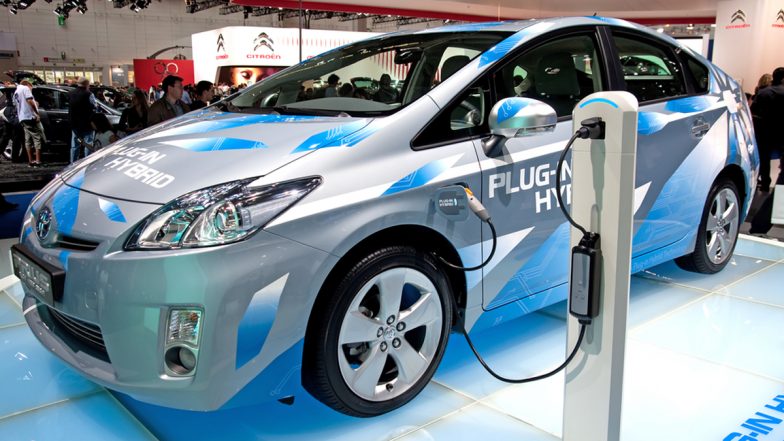 EV Charging Revenue To Exceed $300 Billion Globally by 2027: Report