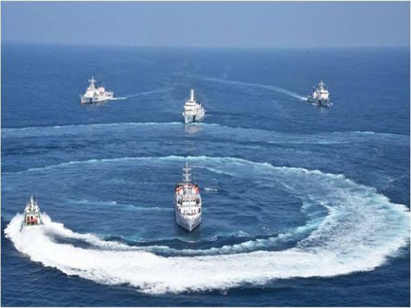 India News | Kerala Governor Particiaptes in 'A Day at Sea' with Coast Guard - Vimarsana News