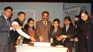 Business News | LPU Becomes the Only University in India to Have Jio True 5G Services on Its Campus