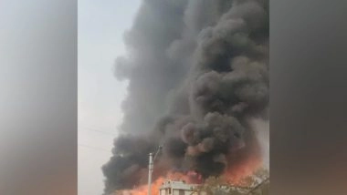 India News | Godown Gutted in Massive Fire in Hyderabad's Chikadpally