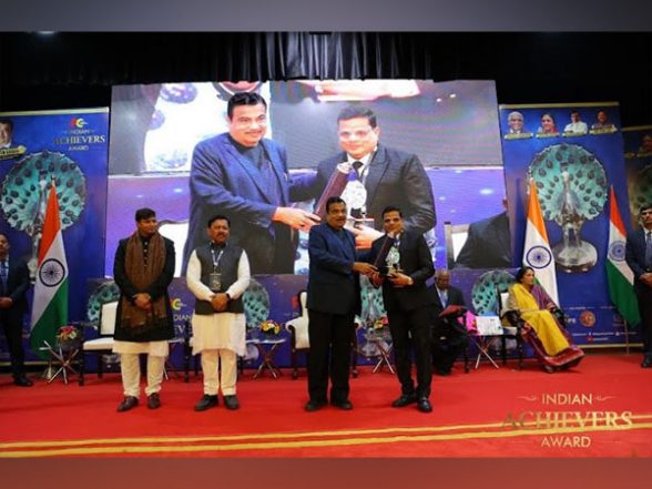 Business News | Chairman of Mangal Credit & Fincorp Ltd. Awarded with Indian Achiever's Award 2023 by Union Minister Nitin Gadkari - Vimarsana News