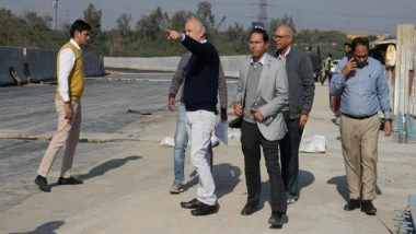 India News | Delhi: Deputy CM Manish Sisodia Takes Stock of Ongoing Construction Work of Ashram Flyover