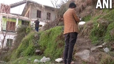 India News | J-K: Officials, Team of GSI Arrive in Doda After Cracks Appeard on Houses