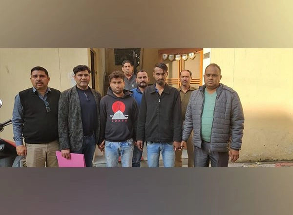 India News | Delhi Police Narcotics Cell Arrests Two Drug Peddlers, Recovers 504 Grams Charas
