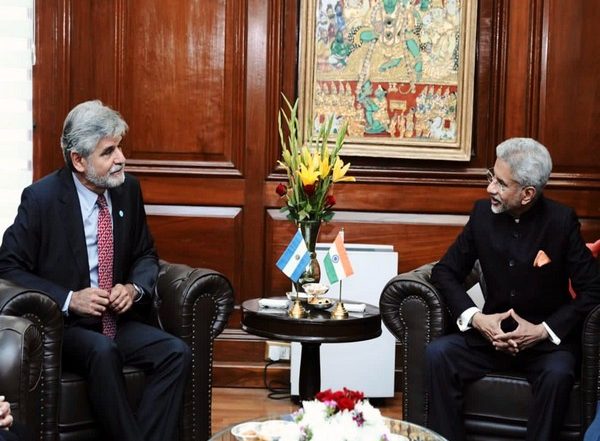 World News | EAM Jaishankar Meets Argentina Technology Minister, Bilateral Cooperation Discussed