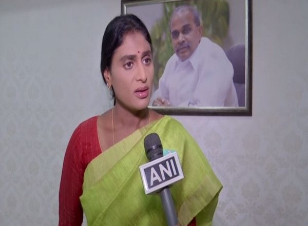 India News | YS Sharmila Slams KCR, Claiming 8,000 Farmers Committed Suicide in Telangana in 8 Years