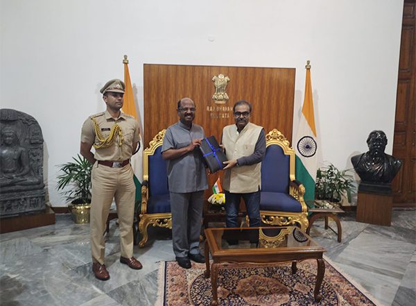 India News | Bengal Governor Seeks State-level System to Audit Panchayati Raj Institution Funds