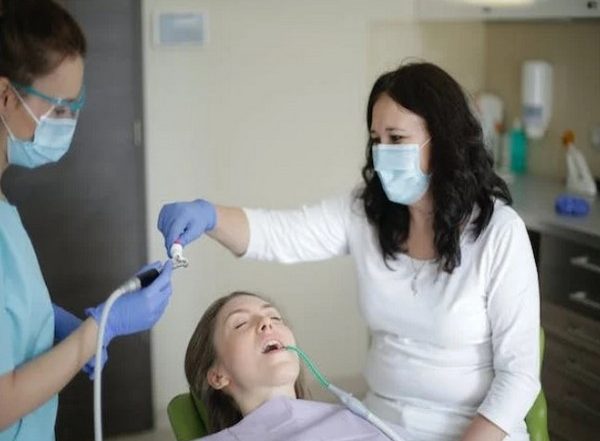 Health News | Sugar Consumption, Early Interruption of Breastfeeding Are Risk Factors for Dental Caries: Study