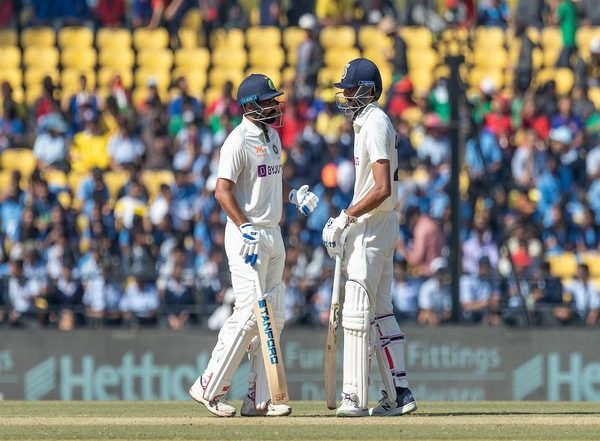Sports News | Speaks a Lot About Our Batting Depth: Sachin Praises Axar-Shami Stand in 1st Test Against Australia