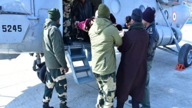 Jammu and Kashmir: BSF Airlifts Three Patients, Mortal Remains of Four From Difficult Terrain in Kupwara (See Pics and Video)