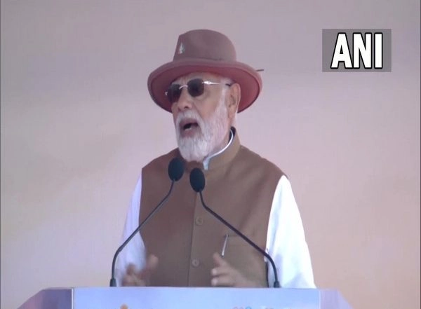 India News | Pulwama Attack Anniversary: Prime Minister Narendra Modi Pays Tributes to Martyrs