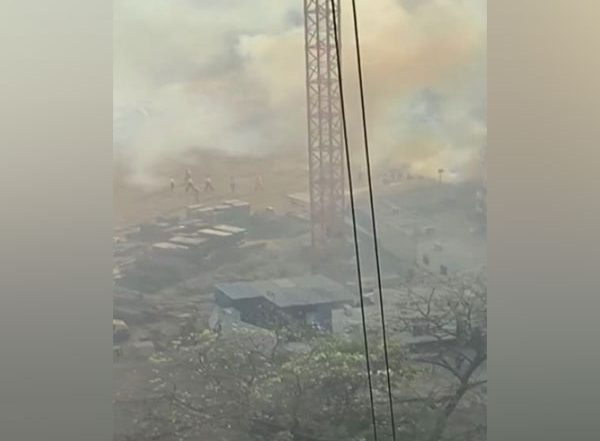 India News | Mumbai: Fire Breaks out at Metro Construction Site, No Casualties Reported