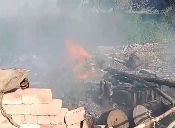 Mehrauli Demolition: Mother, Daughter Killed in Fire During Anti-Encroachment Drive in Kanpur, Case Registered