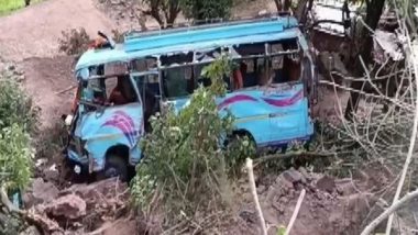 India News | 2 Killed, 19 Injured as Bus Carrying Pilgrims Falls into Gorge in J-K