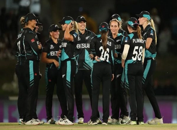 Sports News | Women's T20 WC: Amelia Kerr's Heroics Guides New Zealand to 102-run Win over Sri Lanka