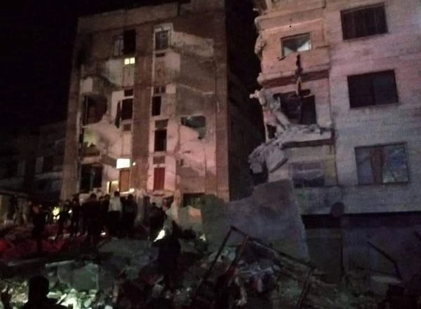 World News | 3 Killed, 213 Injured as Two Earthquakes Shatter Lives in Turkey