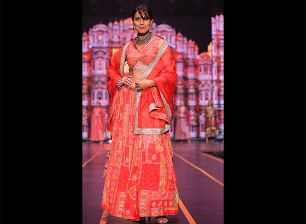 Business News | Show Director Utsav Dholakia Directed a Star Studded Fashion Show During IPF Expo in Jaipur