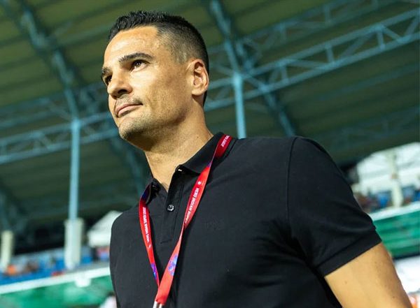 Sports News | We Need to Fight for Our Chance Against Bengaluru: FC Goa's Carlos Pena