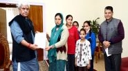 India News | J-K Lt Governor Sinha Hands over Appointment Letter to Slain Kashmiri Pandit's Wife