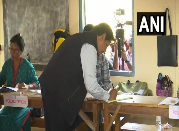 India News | Meghalaya Assembly Polls: CM Conrad Sangma Casts Vote, Lauds Voter Turnout