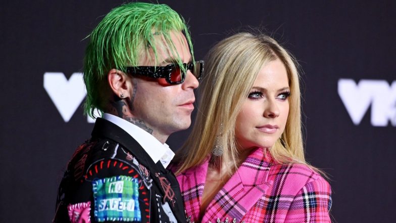 Avril Lavigne and Mod Sun Breakup After 10 Months of Getting Engaged – Reports