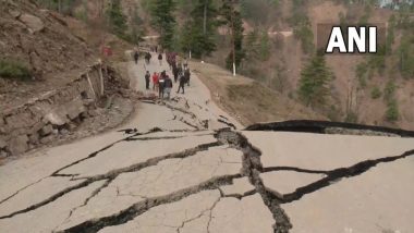 Jammu and Kashmir Landslides: National Highway Blocked, Landslide Damages Houses in Sonmarg; No Casualties Reported (See Pics)
