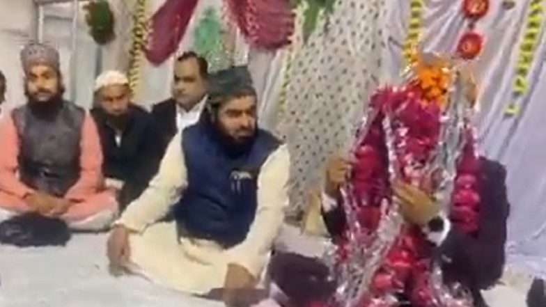 Madhya Pradesh: Qazi Pulls Up Groom and His Family for Playing Music Before Nikah in Chhatarpur, Video Goes Viral