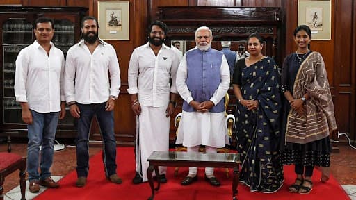 PM Modi Meet Rishab Shetty And Shraddha Jain