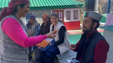 Renuka Singh's Family in Himachal Pradesh Celebrates By Distributing Sweets After RCB Pick Indian Pacer for Rs 1.5 Crores (Watch Video)