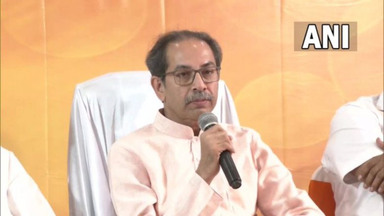 Shiv Sena Split: Uddhav Thackeray Dares Eknath Shinde To Leave Bal Thackeray's Name and Win Election by Forming New Party