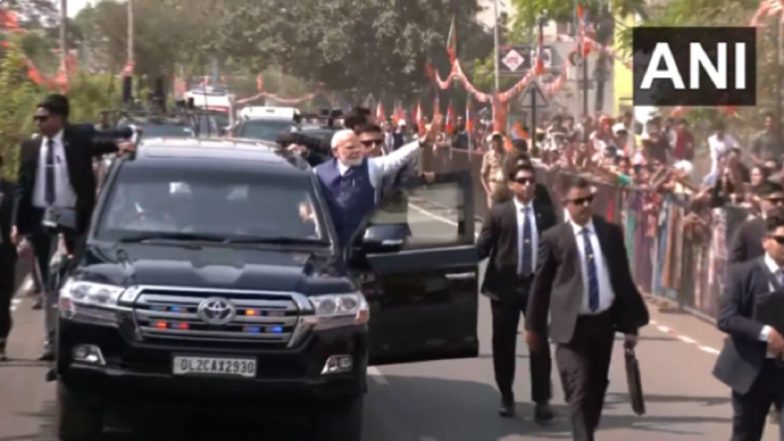 PM Narendra Modi Holds Roadshow in Karnataka's Belagavi (Watch Video)