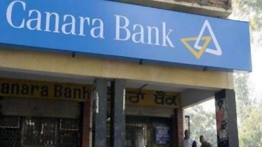 Karnataka: Farmer Faces Notice Over INR 9.34 Dues From Canara Bank in Hassan, Pays Debt With a INR 10 Note; Threatens Legal Action for Not Refunding 66 Paise