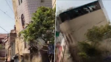 Delhi Building Collapse: Structure Collapses Within Seconds in Bhajanpura’s Vijay Park, Rescue-Ops Underway (Watch Video)