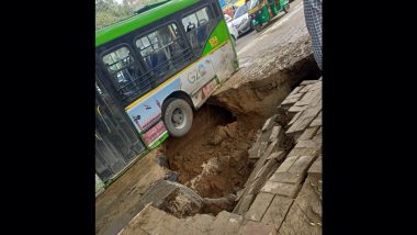 Delhi: Traffic Police Issues Advisory After Road Caves in Near Hauz Rani on Press Enclave Road (See Pics)