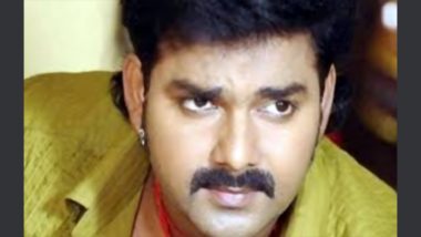 Bhojpuri Star Pawan Singh Attacked at Function While Performing in UP’s Ballia (Watch Video)